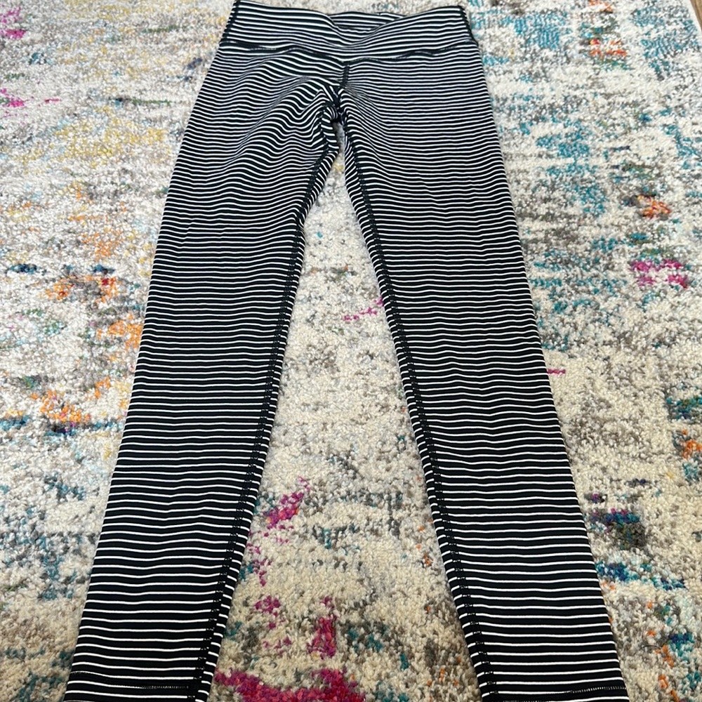 black and white stripe ivivva leggings